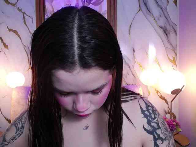 Annybutty webcam