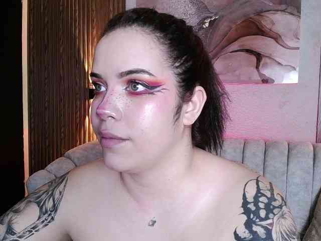 Annybutty webcam