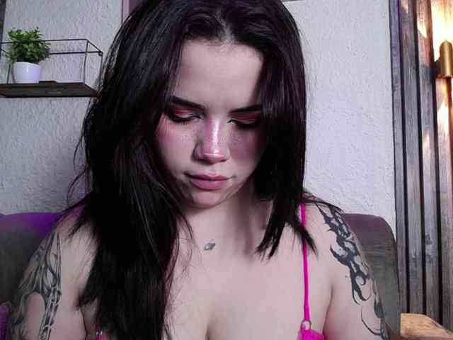 Annybutty webcam