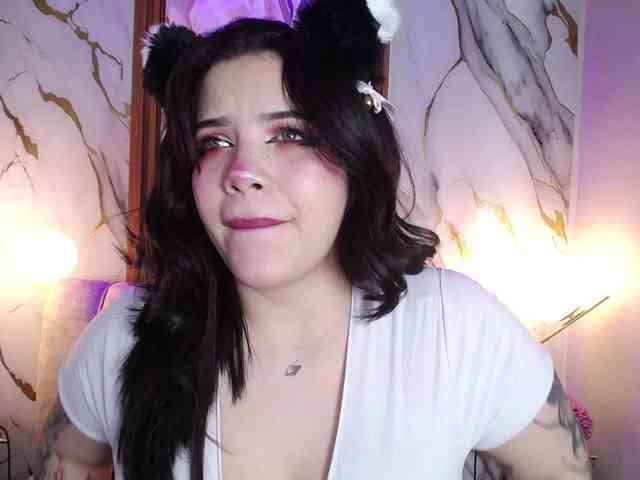 Annybutty webcam