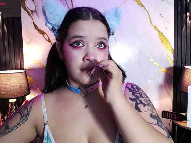 Annybutty webcam