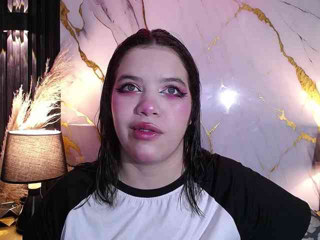 Annybutty webcam
