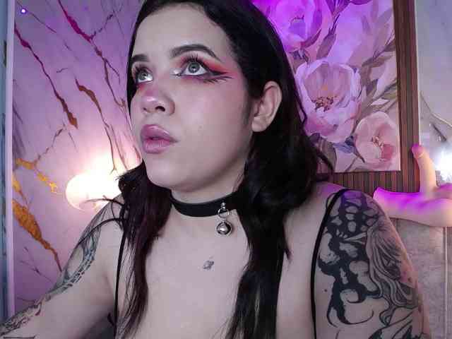 annybutty's live room