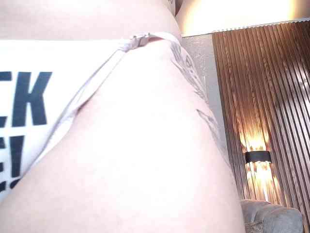 Annybutty webcam