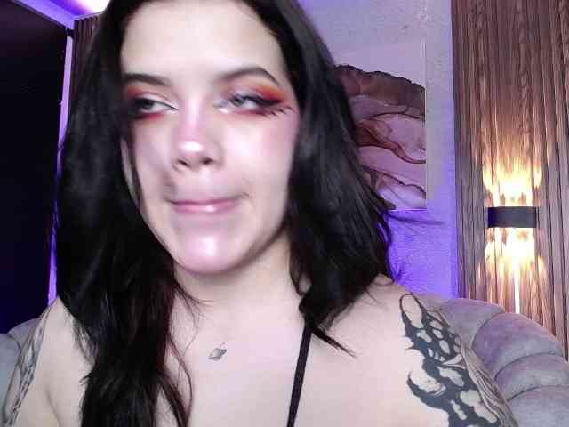 Annybutty Live Webcam on BongaCams