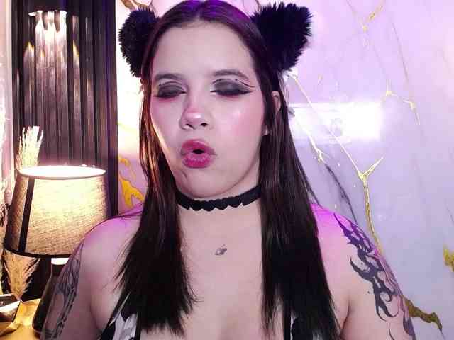 Annybutty webcam
