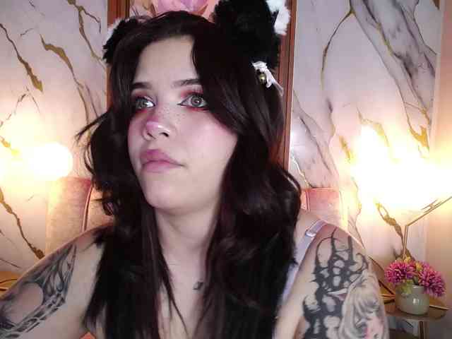 Annybutty webcam