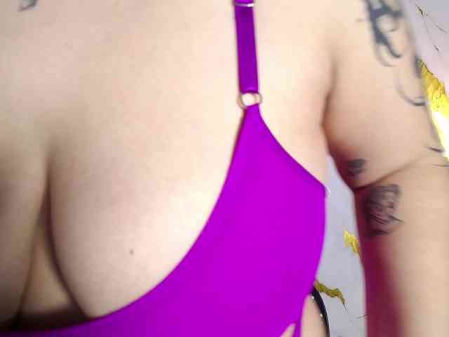 Annybutty webcam