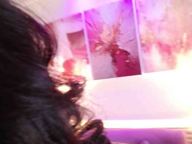 annybutty's live room