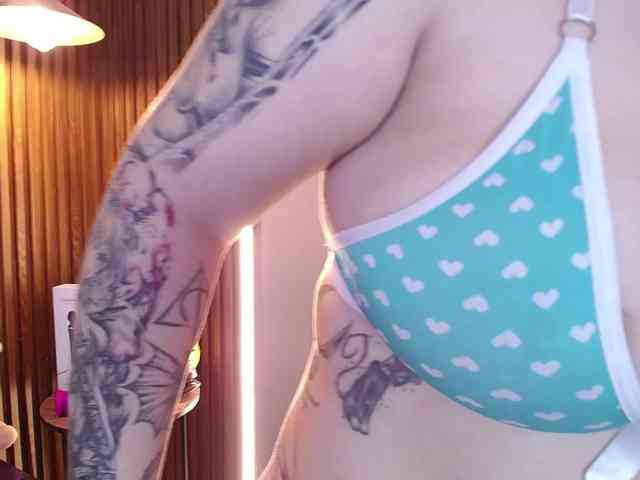 Annybutty webcam