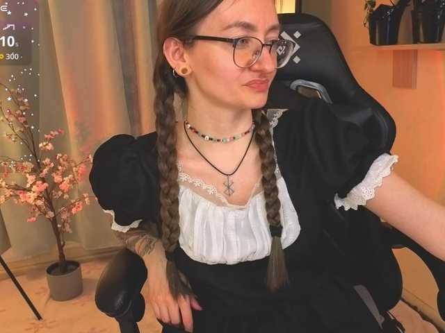 ShiroHeby's BongaCams show and profile