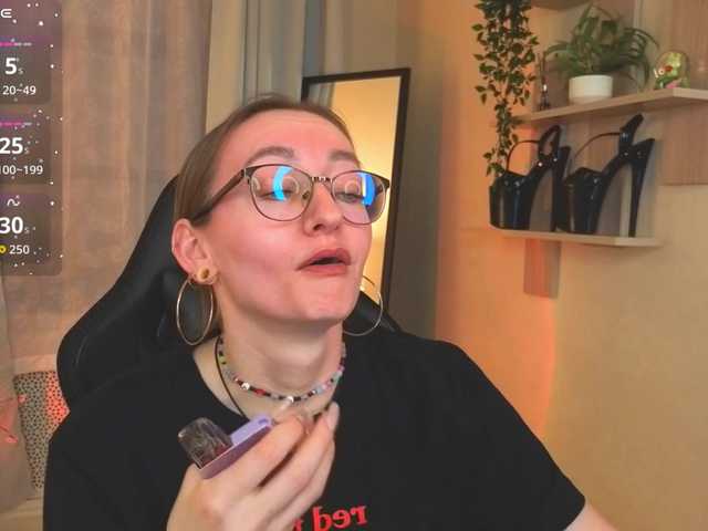 ShiroHeby's BongaCams show and profile