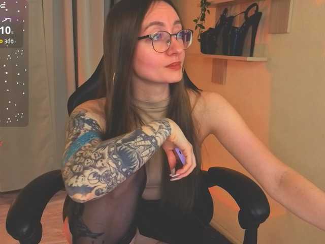 ShiroHeby's BongaCams show and profile