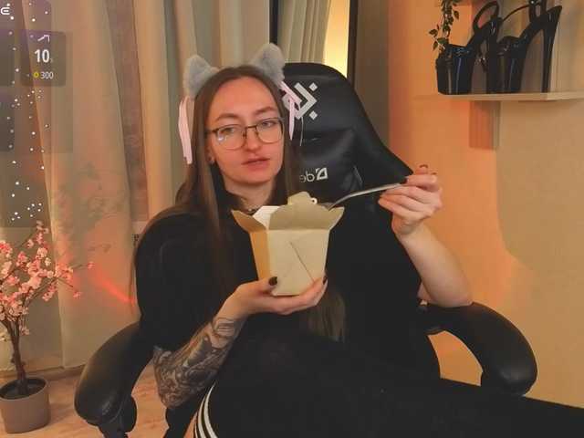 ShiroHeby's BongaCams show and profile