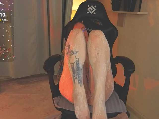 ShiroHeby's BongaCams show and profile