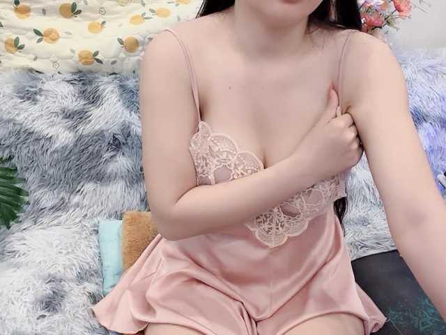 Linh97 live cam on BongaCams