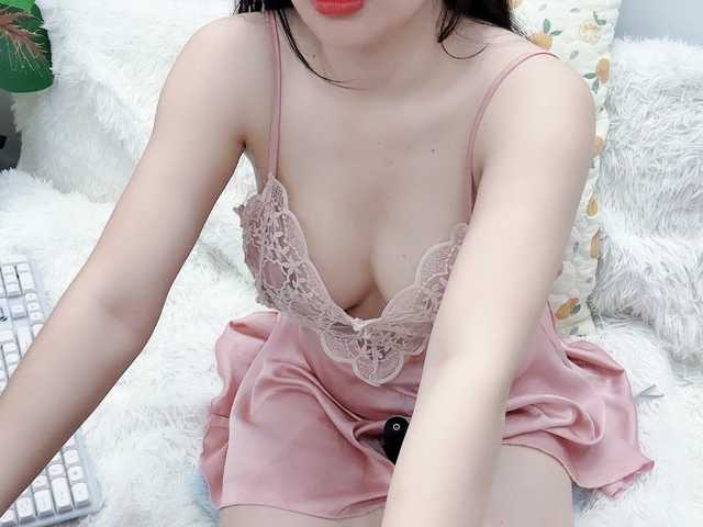 Linh97's BongaCams show and profile