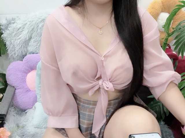 Linh97 live cam on BongaCams
