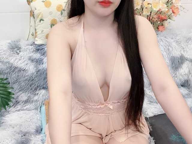 Linh97 live cam on BongaCams