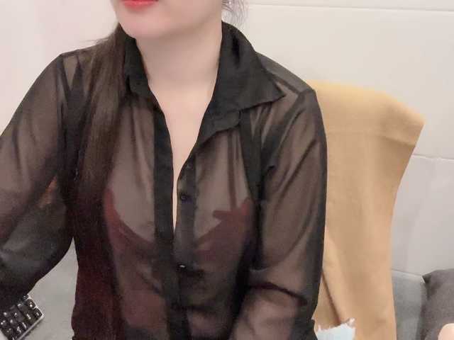 Linh97 live cam on BongaCams