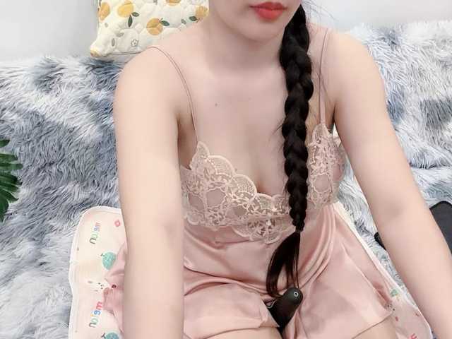 Linh97 live cam on BongaCams