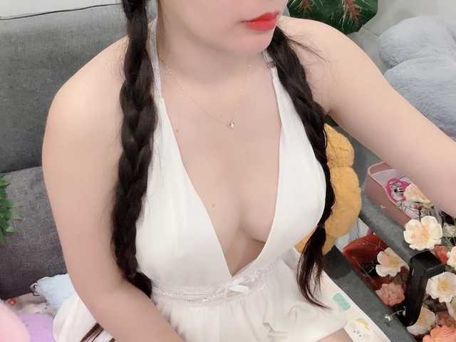 Linh97 live webcam show