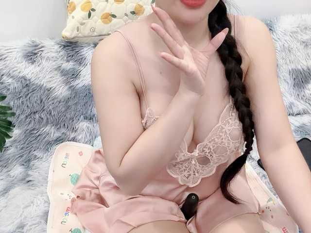 Linh97 Live Cam on BongaCams