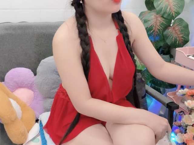 Linh97 live webcam show