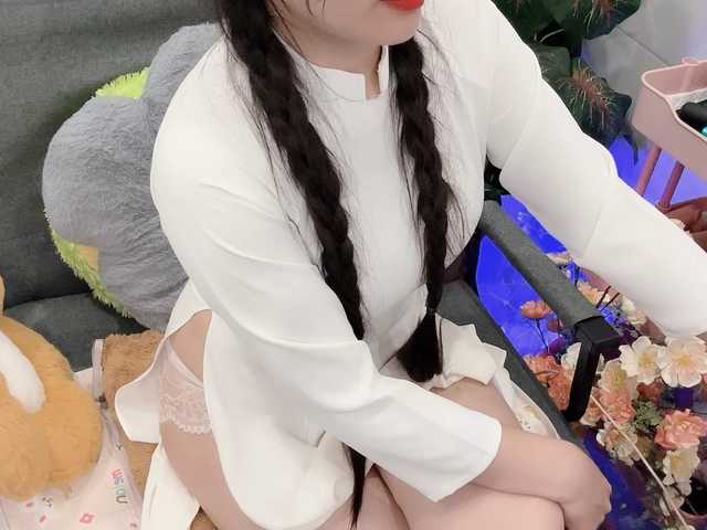 Linh97 live webcam show