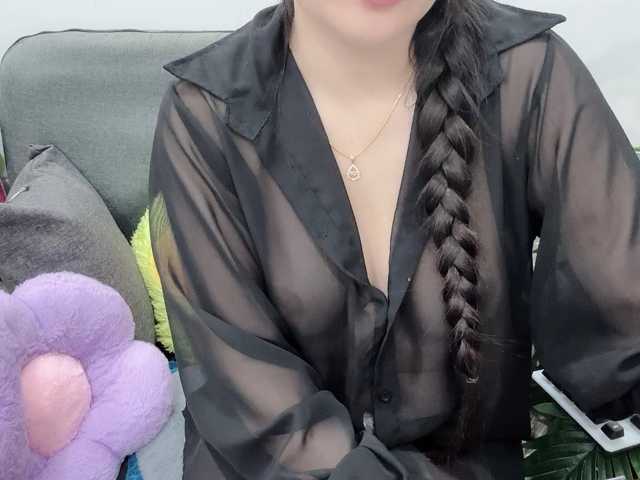 Linh97 live cam on BongaCams