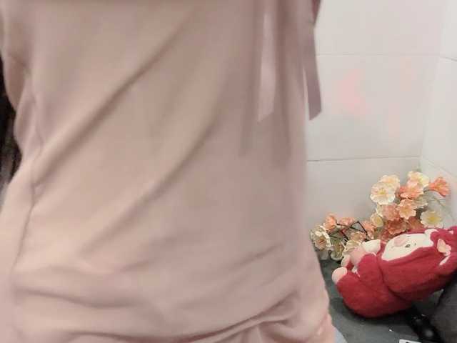 Linh97 live cam on BongaCams