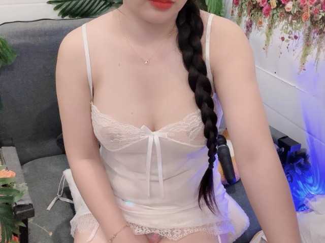 Linh97 live cam on BongaCams