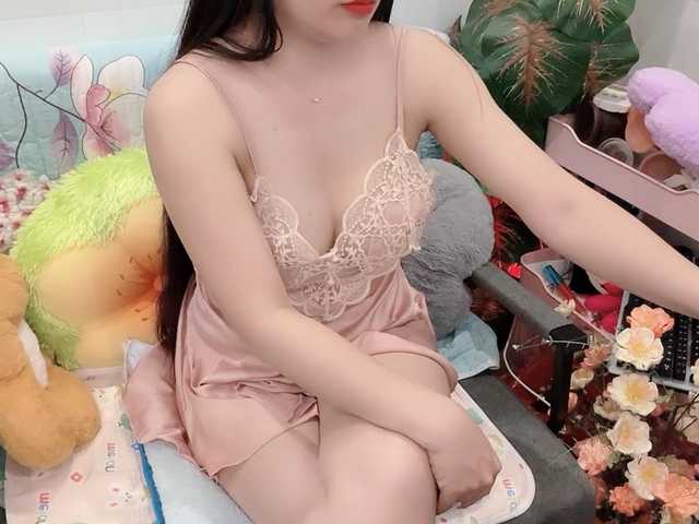Linh97 live webcam show