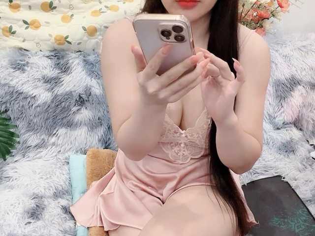 Linh97 live cam on BongaCams