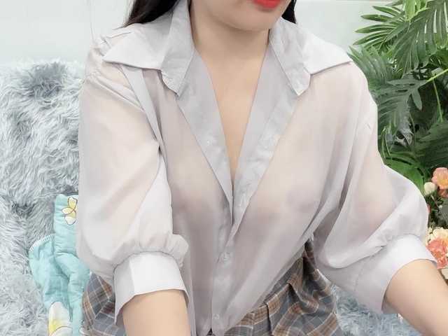 Linh97 live cam on BongaCams