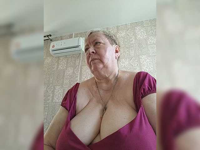 модель Alena61