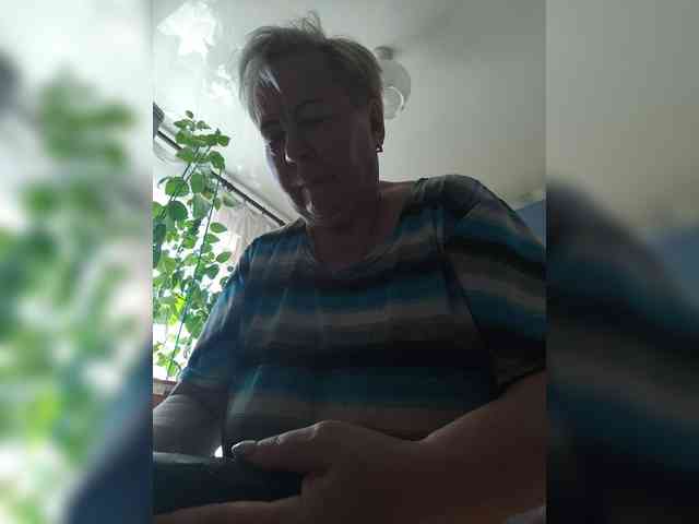 Alena61 webcam