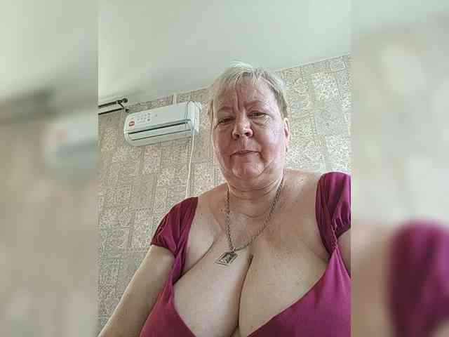 Alena61 webcam