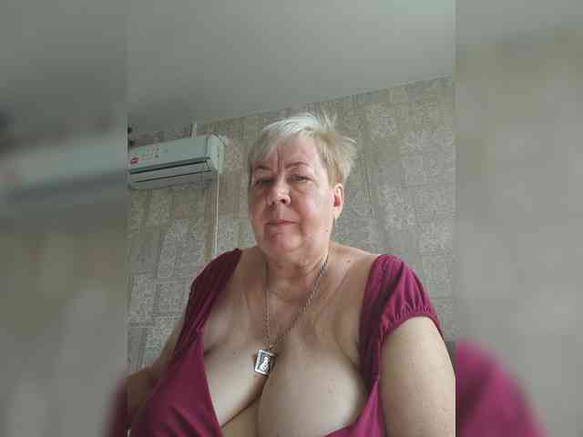 Alena61 webcam