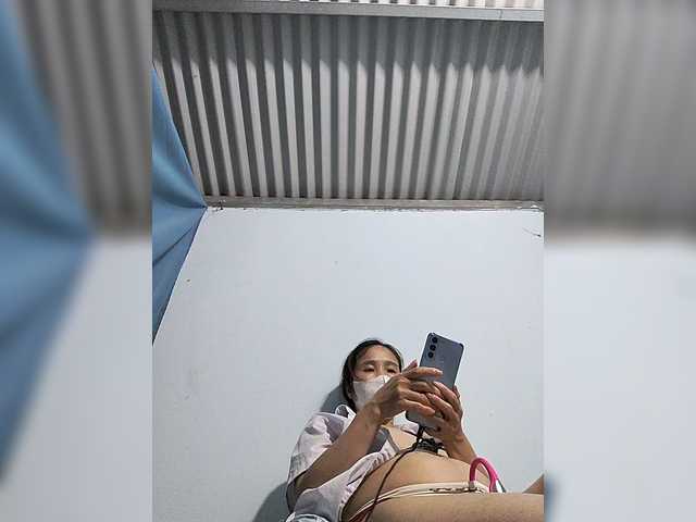 Sexy-ladyass89 live cam preview