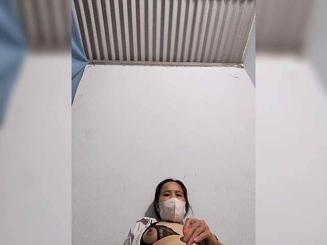 Sexy-ladyass89 live cam on BongaCams