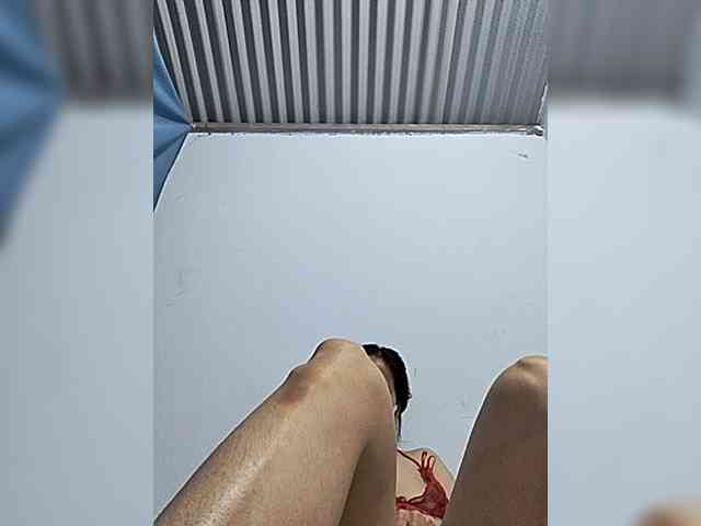 Sexy-ladyass89 webcam