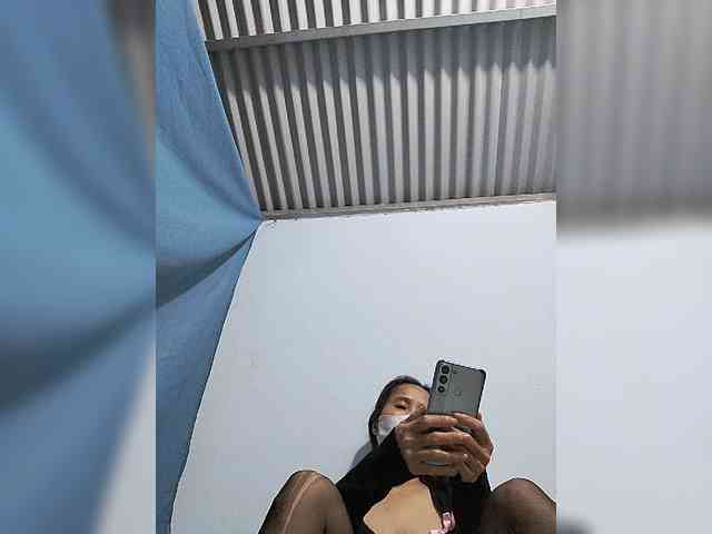 Sexy-ladyass89 webcam