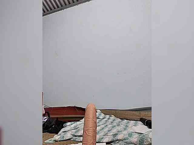 Sexy-ladyass89 webcam