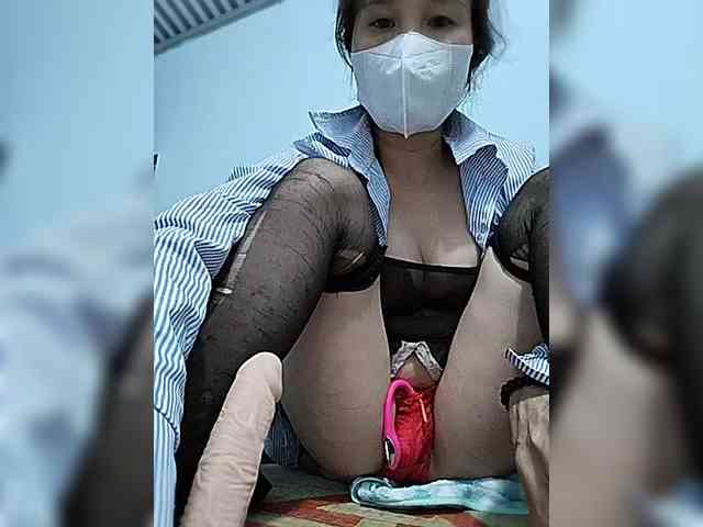 Sexy-ladyass89 webcam