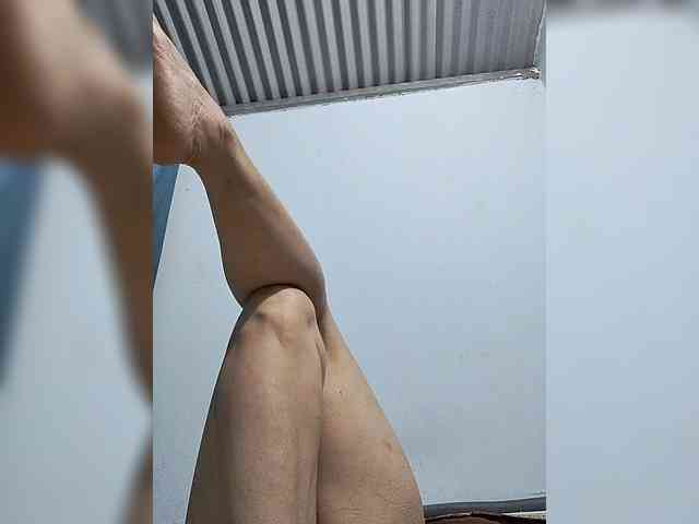 Sexy-ladyass89 webcam