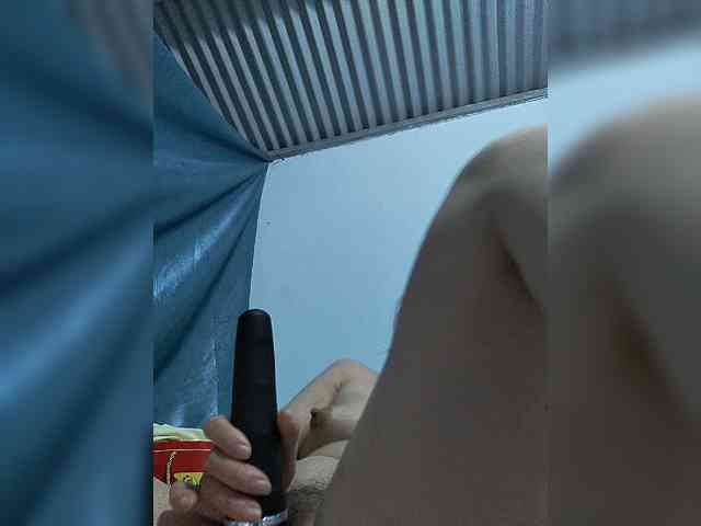 Sexy-ladyass89 webcam