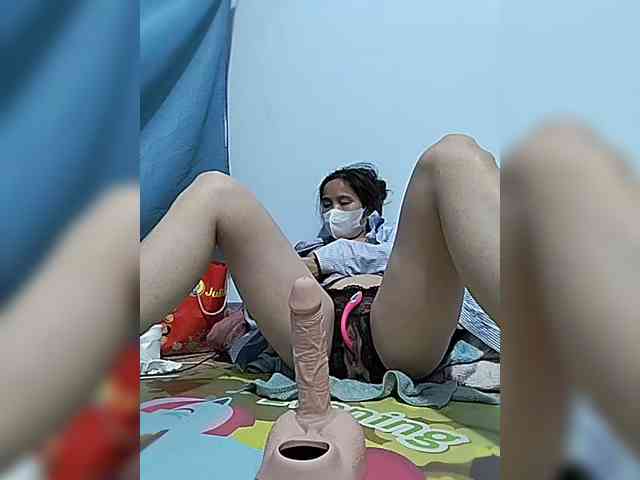 Sexy-ladyass89 webcam