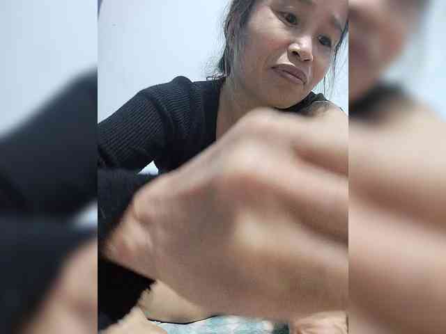 Sexy-ladyass89 webcam