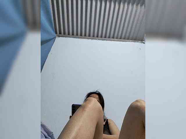 Sexy-ladyass89 webcam